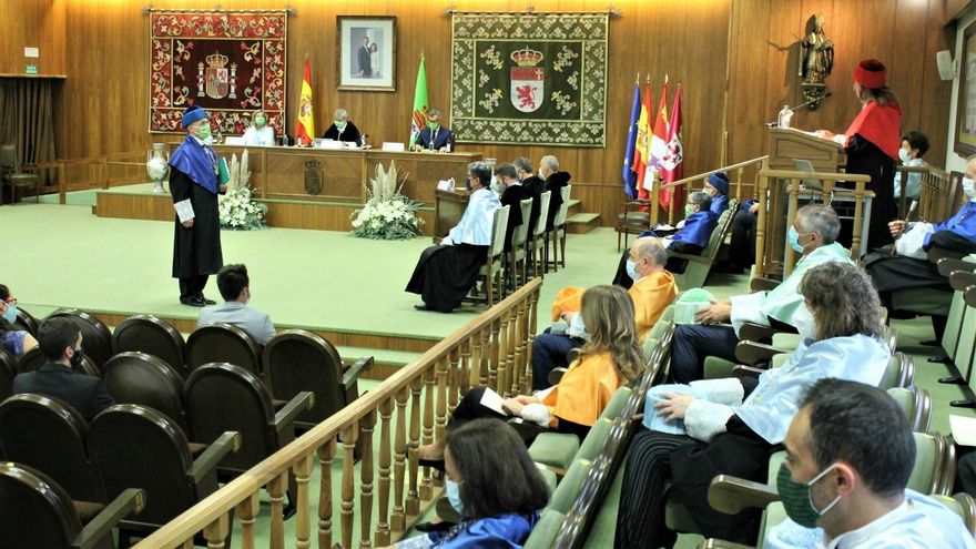 Acto solemne de apertura del nuevo curso en la Universidad de León.