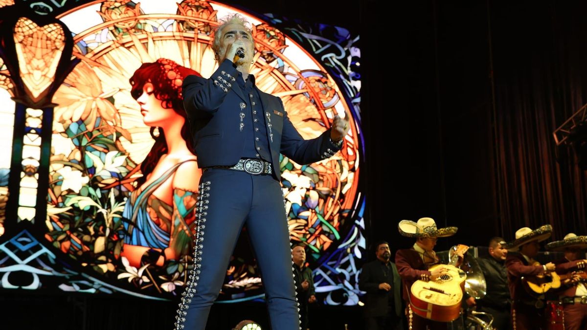 Lleno en el concierto de los mexicanos Alejandro Fernández y su hijo Álex en La Palma