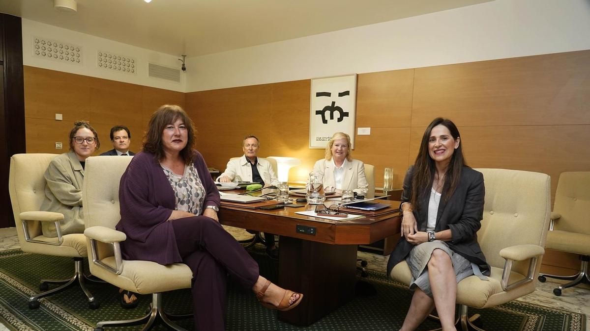 El Parlamento Vasco suspende tres plenos en noviembre por la campaña de las elecciones generales