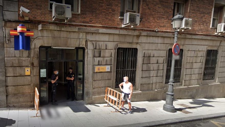 Tres años de cárcel a un policía nacional de Madrid por inventarse un caso de drogas para perjudicar a un vecino