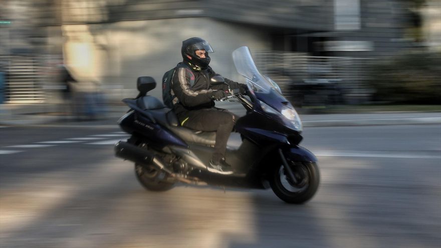 Crece la preocupación por las motos sin ITV ni seguro: más de un millón en España