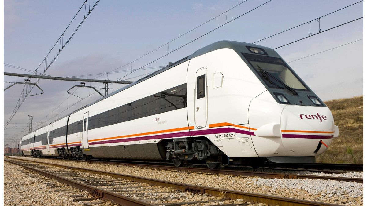 Archivo - Tren de Renfe. Imagen de archivo.