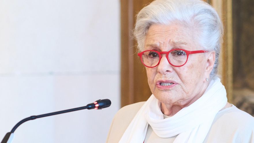 El Ayuntamiento de Valladolid de PP y Vox premiará a Lola Herrera y una asociación de sexología por el 8M