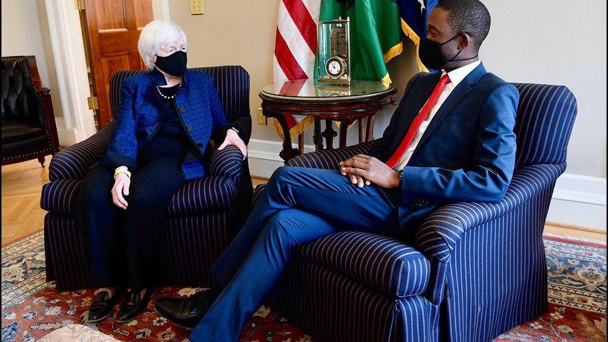 El subsecretario del Tesoro de EE.UU. conversó con Guzmán y abogó por un plan económico "sólido" que cree empleo privado