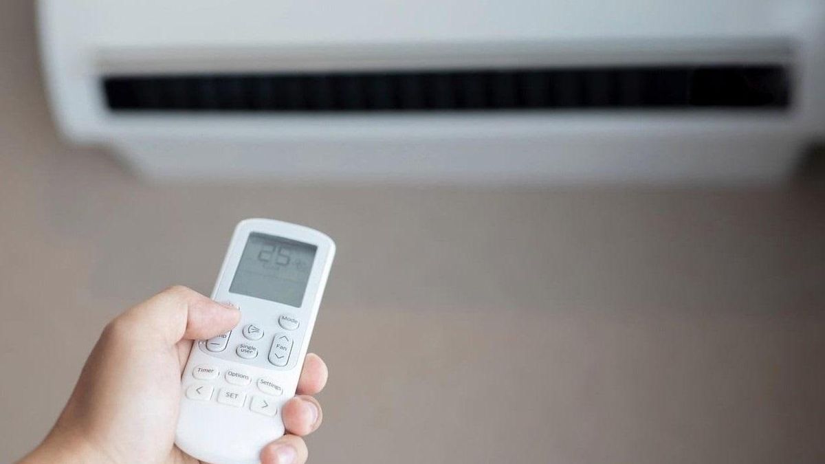 Sevilla alcanza mínimas de 30 grados en plena madrugada, "una de las 5 noches más calurosas" de los últimos 75 años