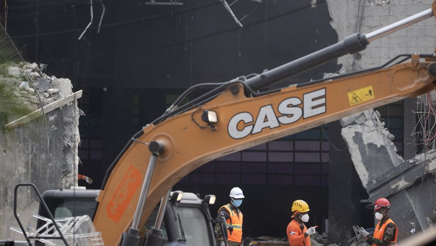 Dueño discoteca dominicana afirma que colabora de forma "plena" para aclarar tragedia