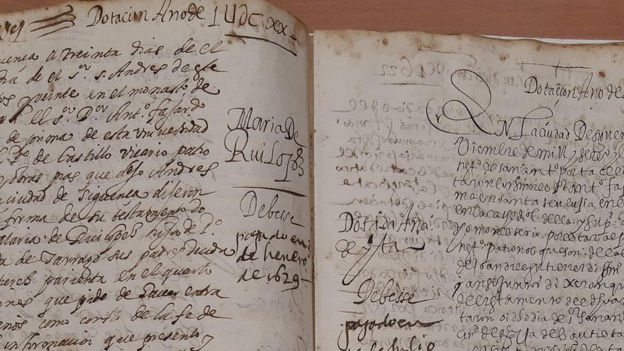 Fragmento de un libro de entregas de dotes a huérfanas, año 1621