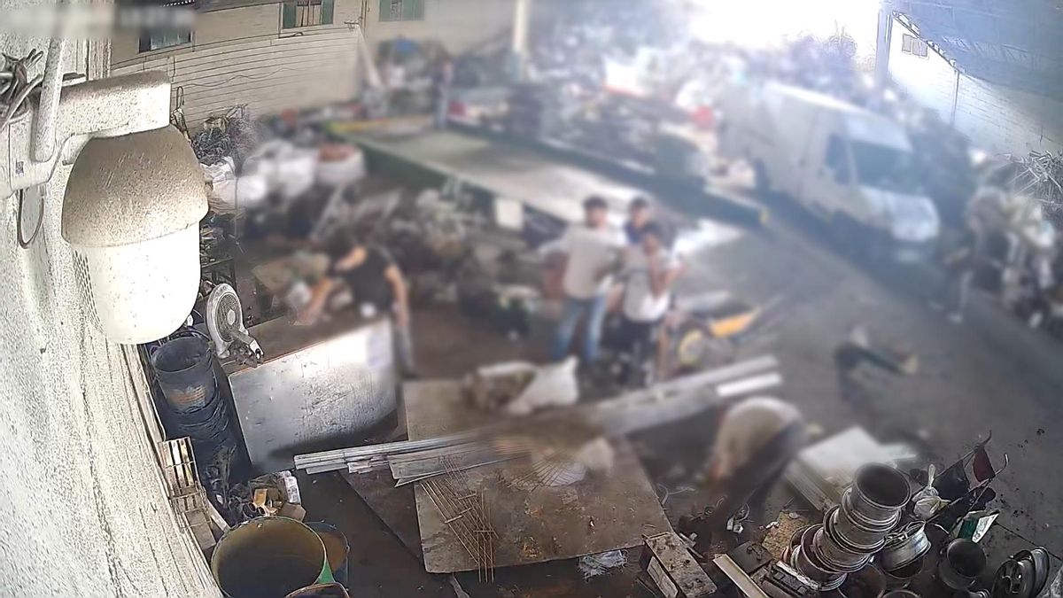 La Guardia Civil detiene a dos personas por una multitud de robos en un cementerio