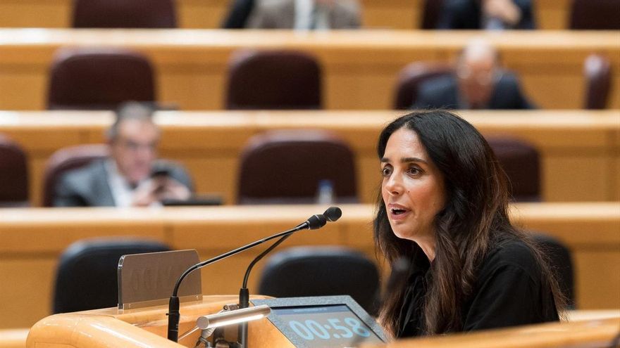 La senadora de Vox, Paloma Gómez Enríquez, durante una sesión plenaria extraordinaria, en el Senado,a 15 de enero de 2026, en Madrid (España).