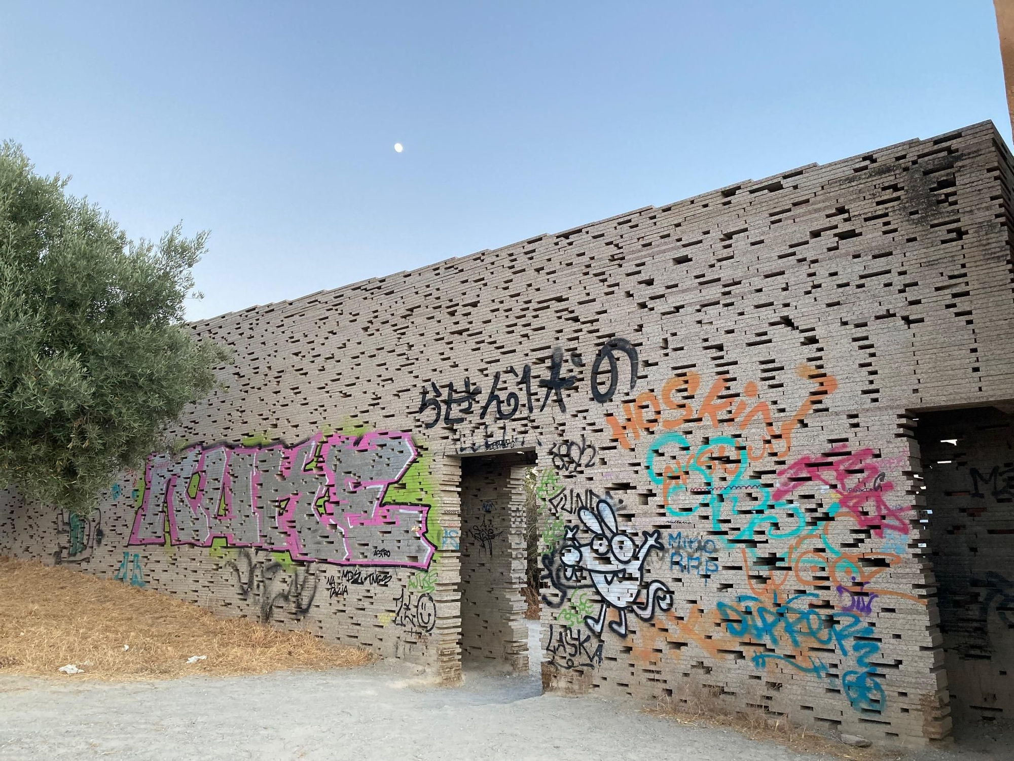 El estado de conservación es deficiente en varios puntos