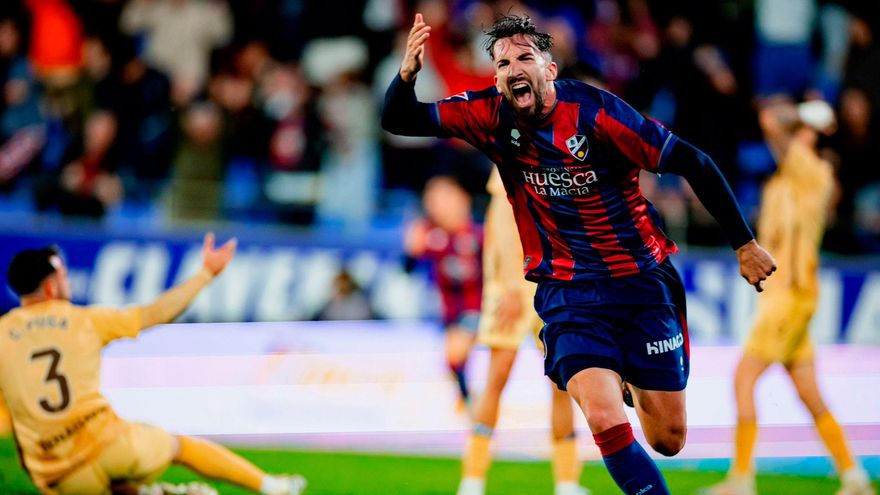 El centrocampista Javi Pérez, decimoquinto fichaje del Tenerife