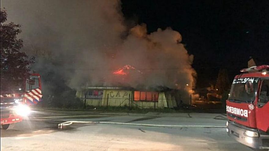 Nuevo ataque en El Bolsón: incendian un club y dejan un mensaje a la gobernadora de Río Negro