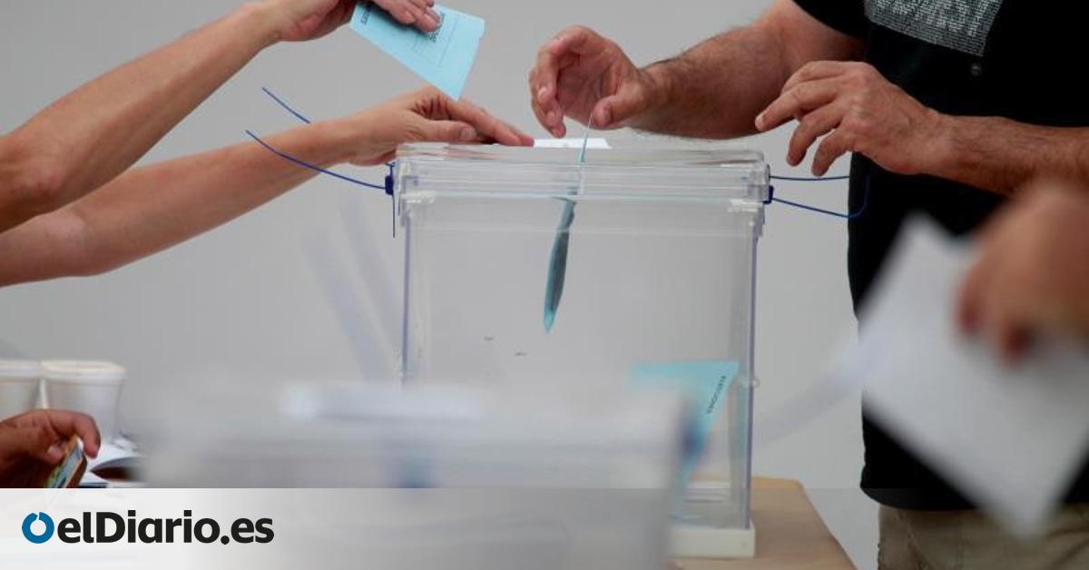 Las rectificaciones en el recuento de votos cambian el tablero en una docena de municipios de Andalucía