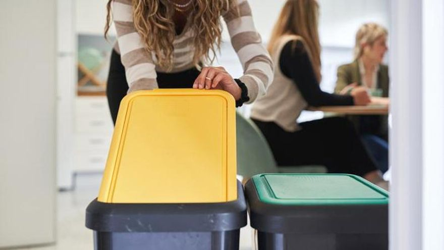 El reciclaje también pasa por los comités de empresas