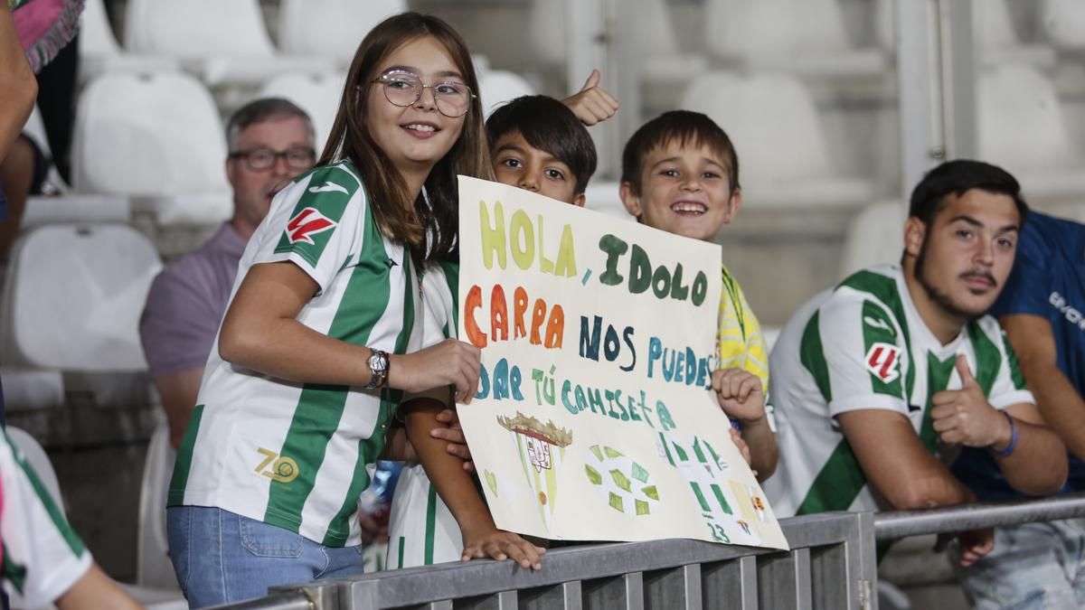 Grada Blanquiverde del Córdoba CF - Cultural Leonesa