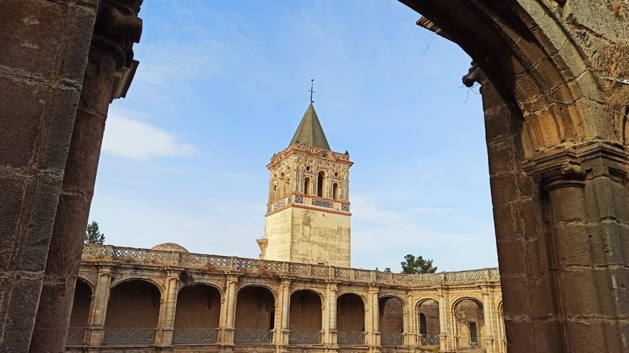 Zafarrancho de actuaciones en el patrimonio de Sevilla: monasterio de San Jerónimo, Lope de Vega, Casino y Torre la Única