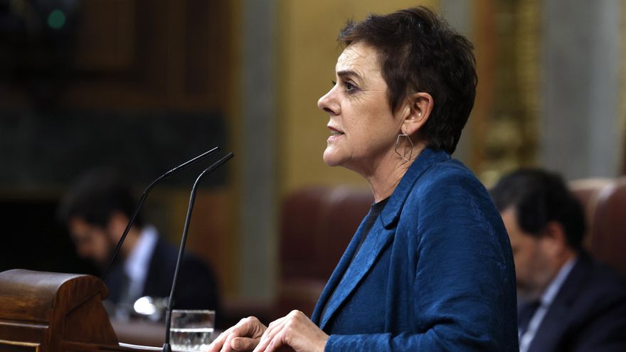 La portavoz de EH Bildu Mertxe Aizpurua durante su intervención en el pleno del Congreso este miércoles.