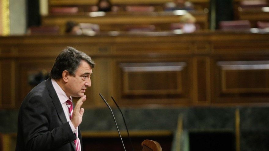 El portavoz del PNV, Aitor Esteban