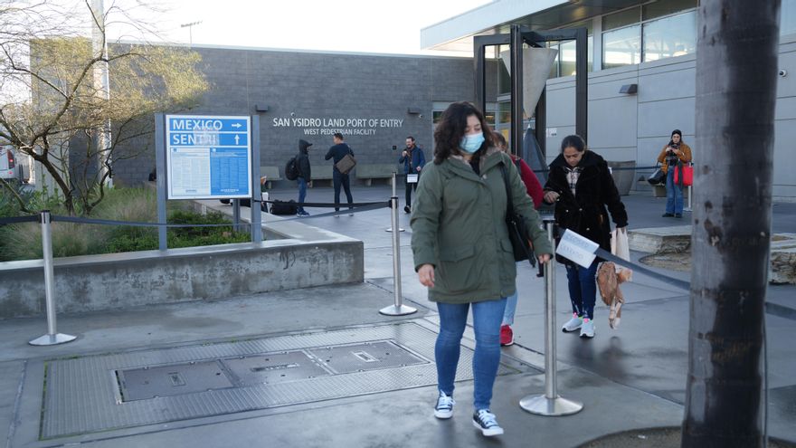 Usuarios toman con reserva la nueva reapertura del paso peatonal fronterizo en San Diego