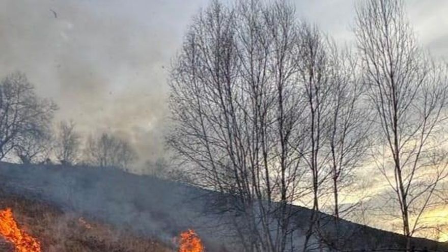 Cantabria tiene este domingo uno incendio forestal activo