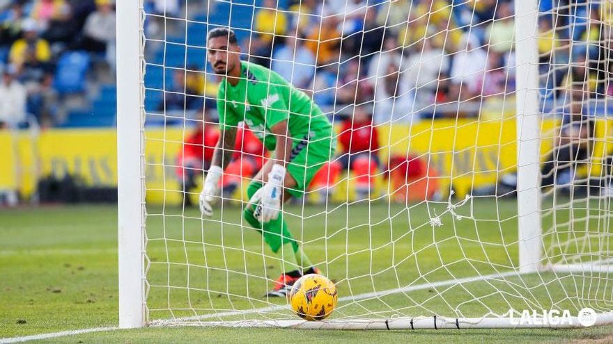 Las Palmas cede los puntos ante un Athletic inaccesible