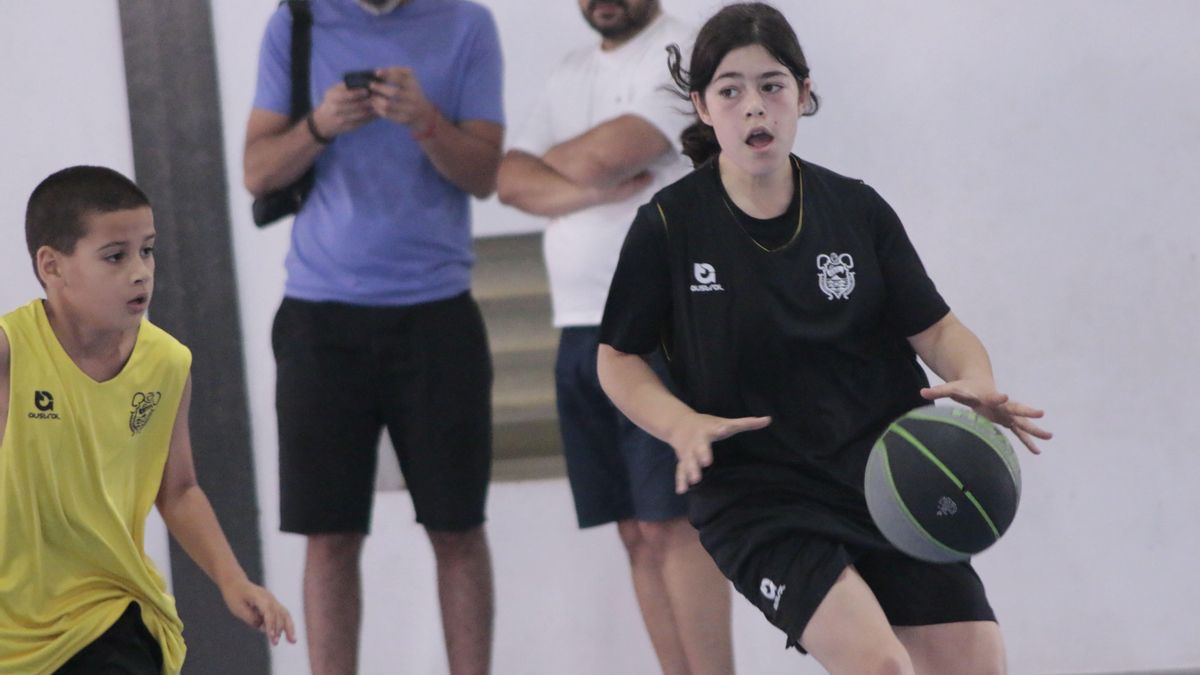 Los equipos Cajasiete Fundación CB Canarias clausuran la temporada con una convivencia