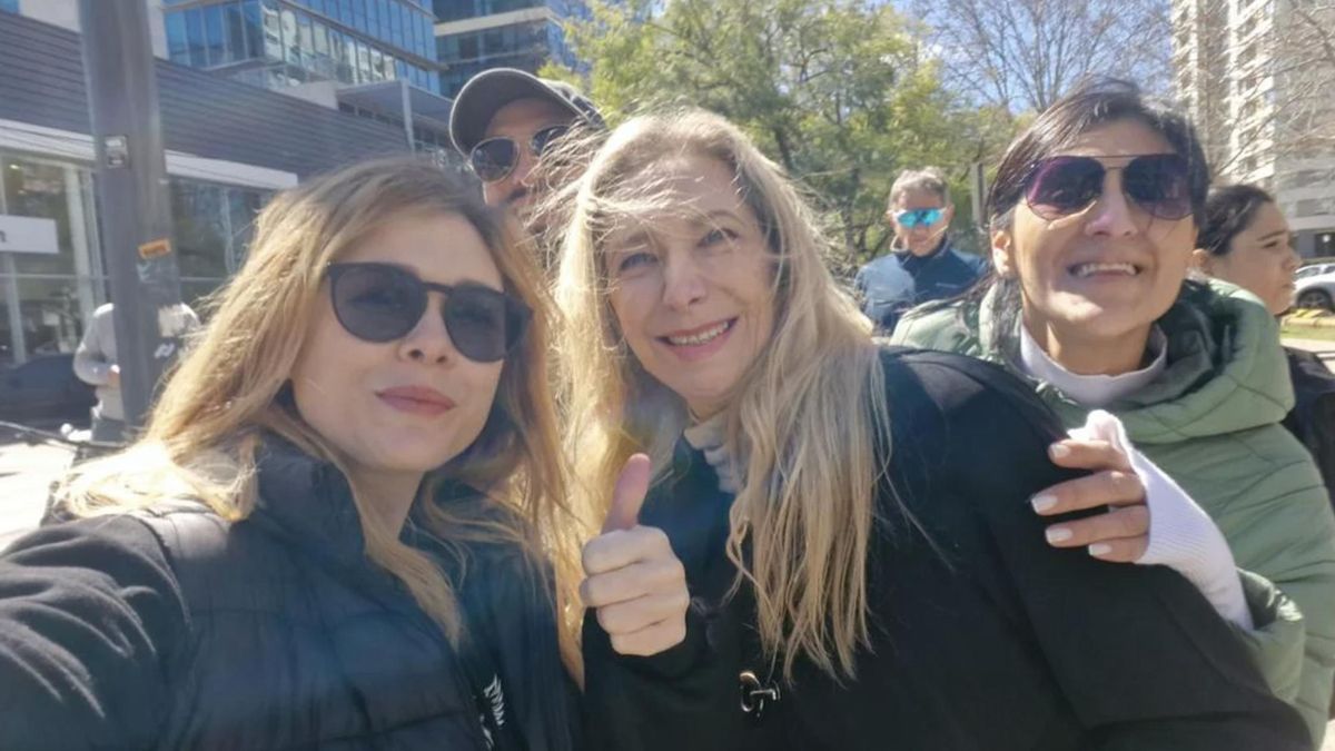 Karina Milei fue a votar acompañada de Lilia Lemoine