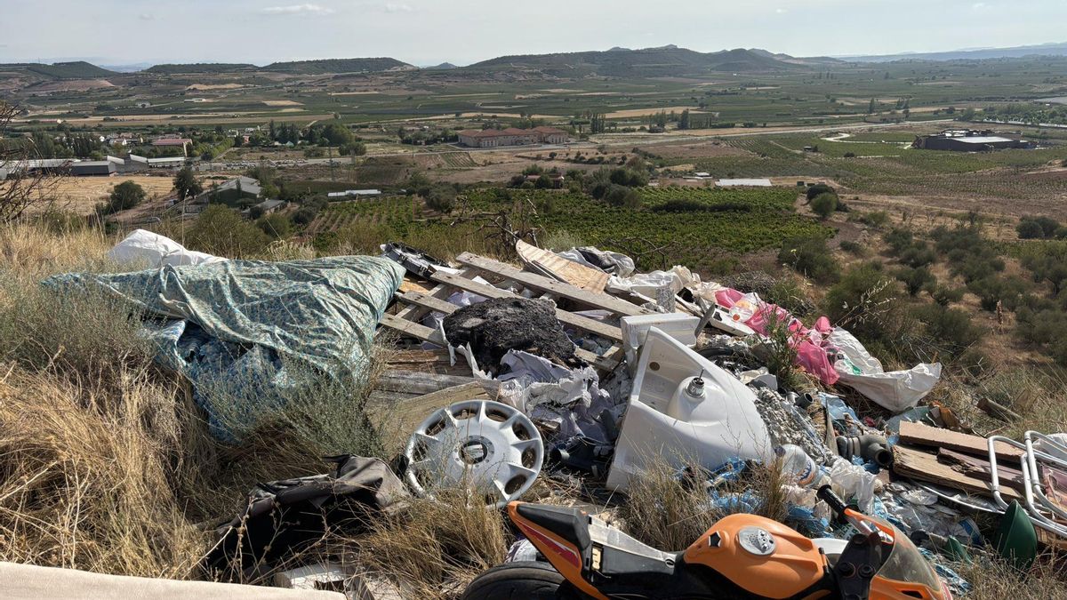 Vertedero en Navarrete