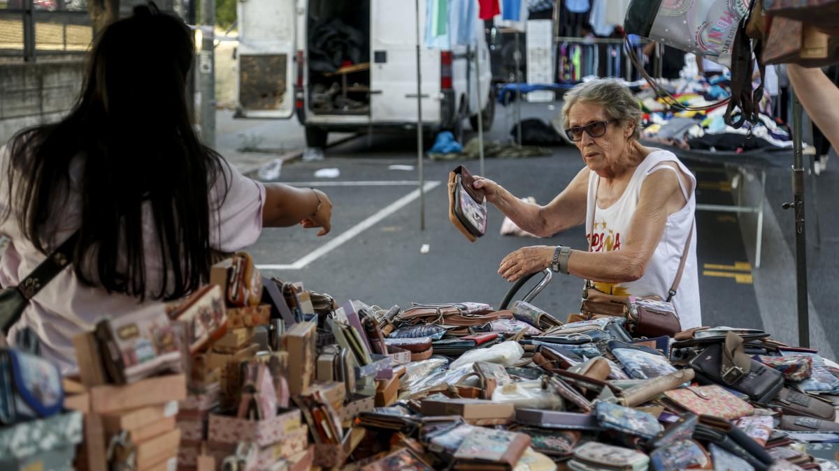 Mercadillo del sector sur vuelve junto a la avenida de Cádiz