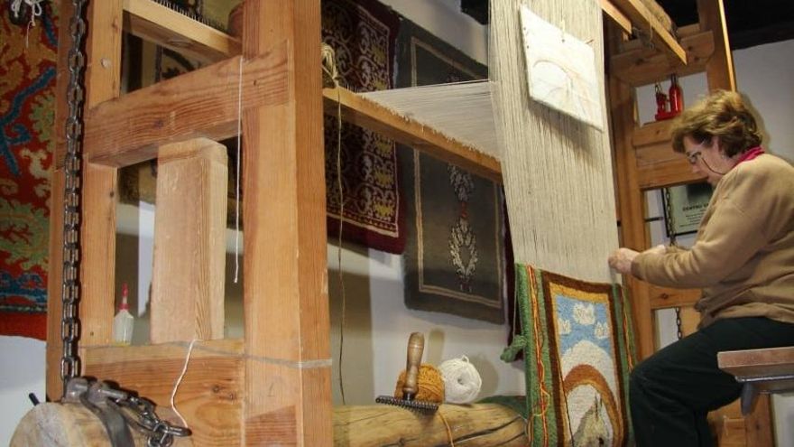 Las alfombras de nudo de Alcaraz, tradición milenaria que busca aprendices