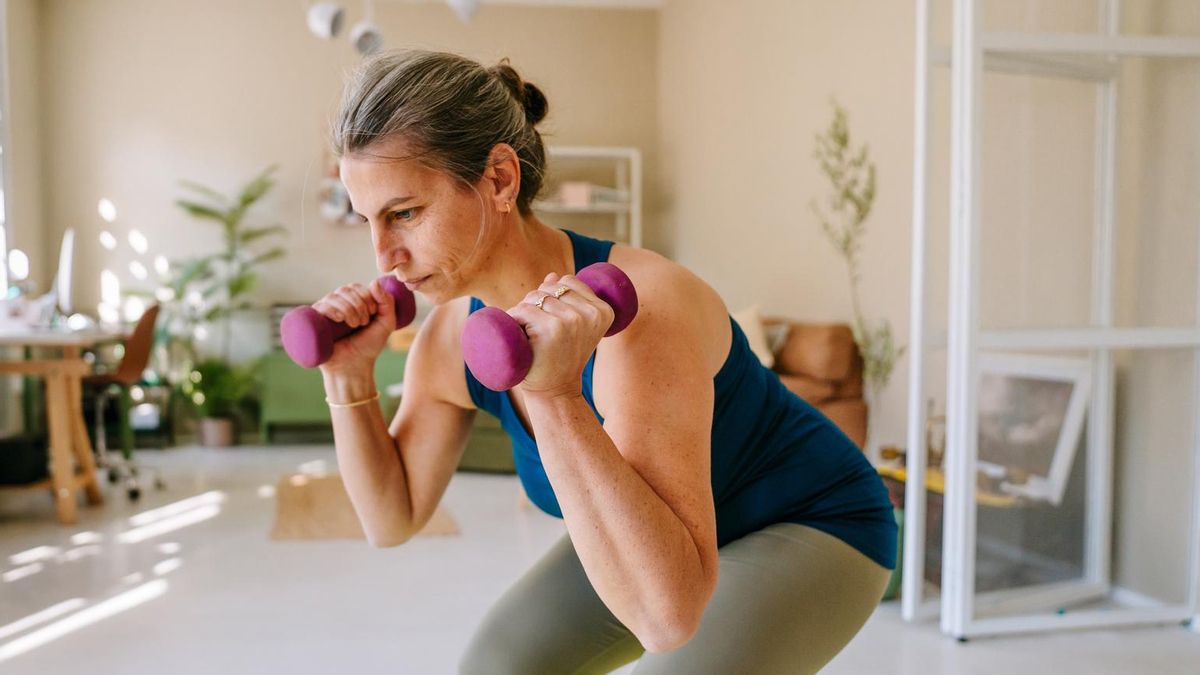 Alternativas al gimnasio: cómo incorporar el ejercicio de fuerza a tu vida si las máquinas no son para ti