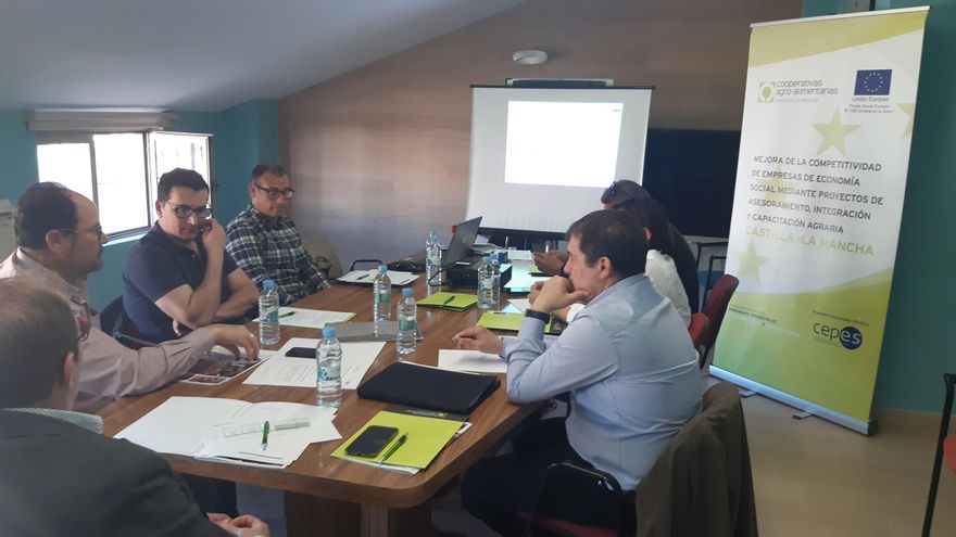 Reunión de la Mesa Frutos Secos