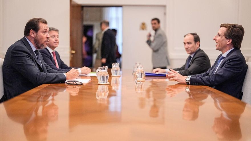 Almeida y Puente se dan una tregua para trazar juntos un plan de movilidad por las obras de la A-5