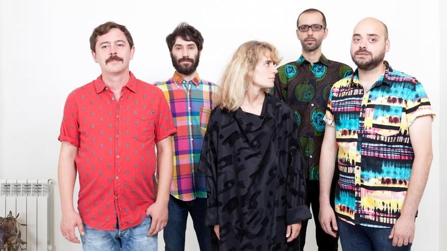 El grupo musical Los Punsetes toca en el festival Spin.