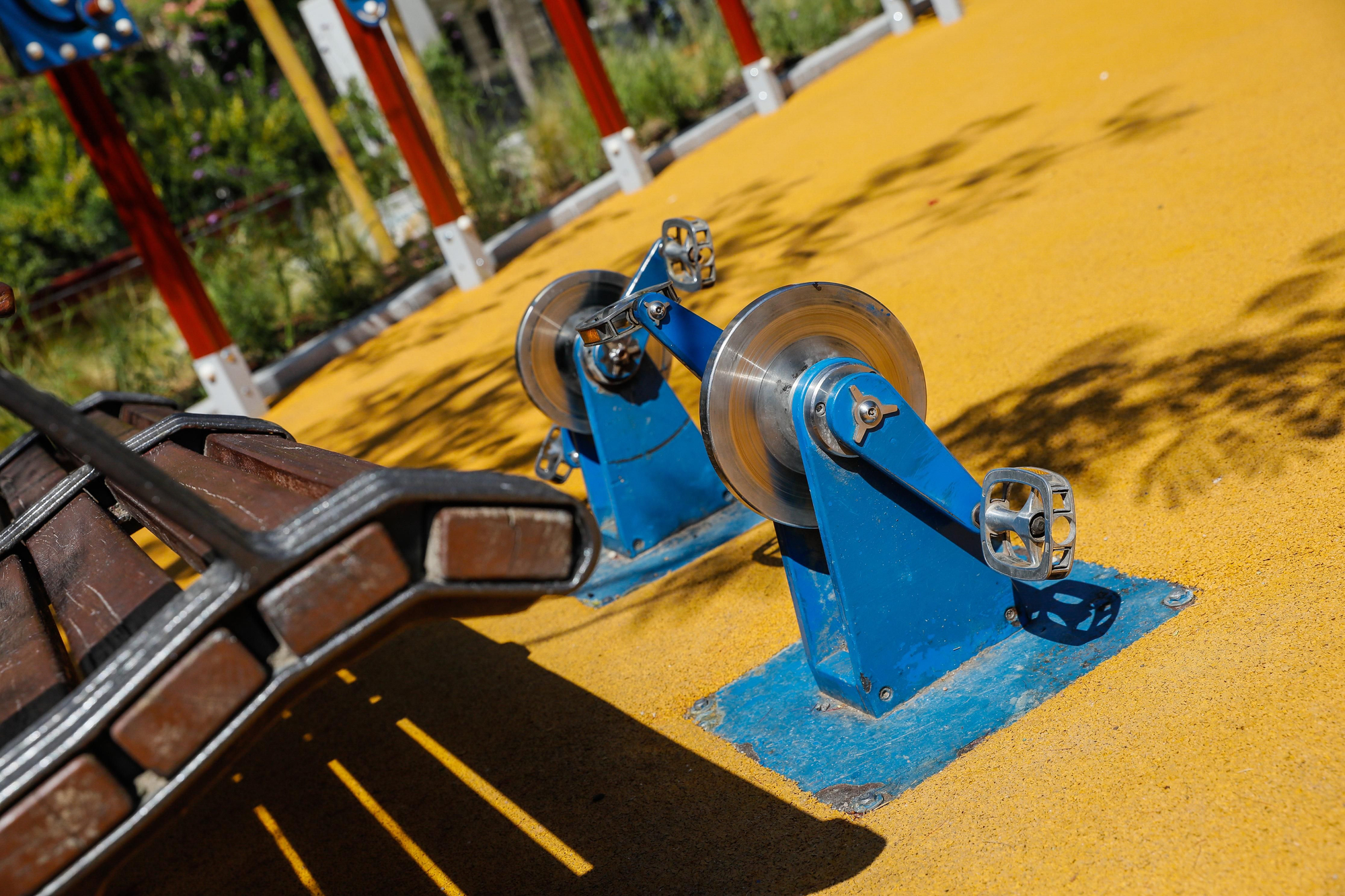 Recorrido foto a foto por la renovada plaza de Olavide