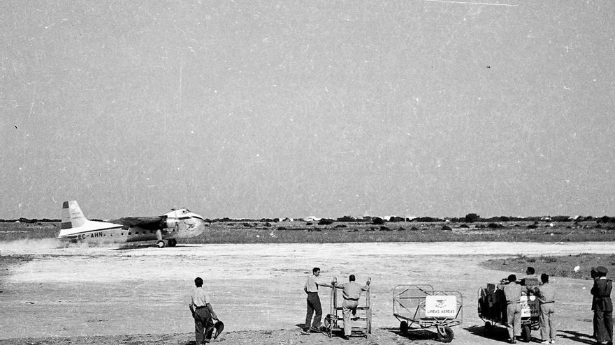 L'aeròdrom que la República mai no va pagar i va ser bombardejat per l'aviació feixista a Menorca