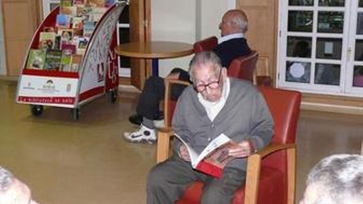 Ancianos en un centro geriátrico