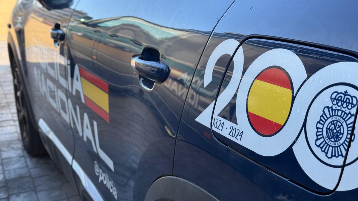 Más robos en coches: la Policía Nacional detiene a un hombre por sustraer una tarjeta de crédito y 5.000 euros en Logroño