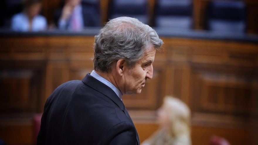 Feijóo amaga con la moción de censura en el peor momento de su relación con Junts y PNV