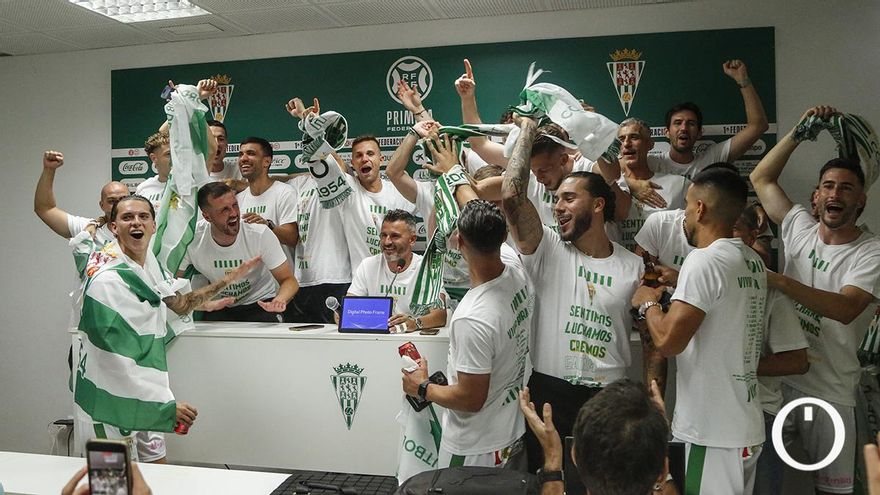 Iván Ania: "El destino estaba escrito y decía que el Córdoba iba a ascender"