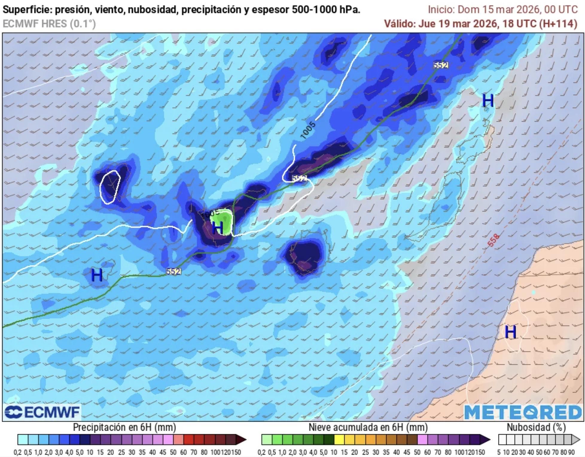 Mapa del tiempo esperado en Canarias el jueves, a las 18.00 horas. Los mayores acumulados de lluvia se marcan en Tenerife, La Palma y Gran Canaria, y el color verde indica nieve en la cumbre de Tenerife.