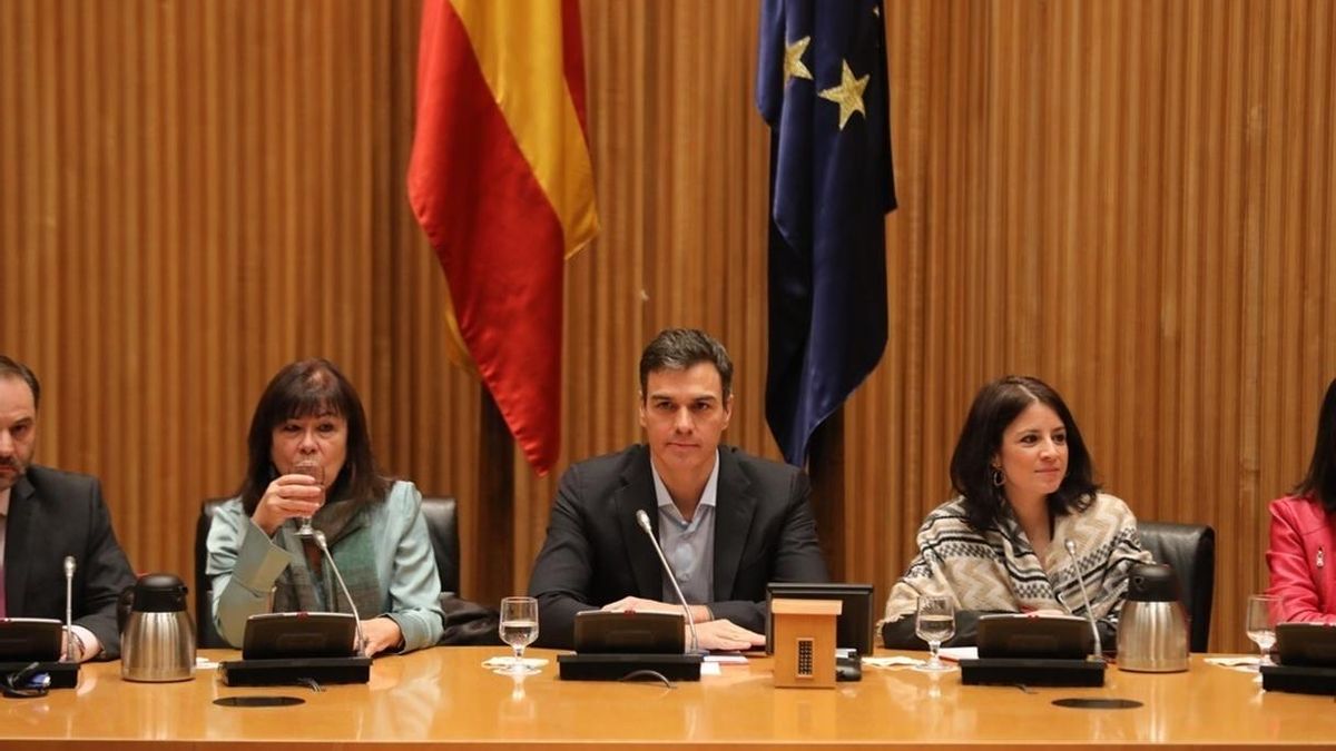 Pedro Sánchez pide al Gobierno que proponga a una mujer experta en política monetaria para el BC, en lugar de Guindos