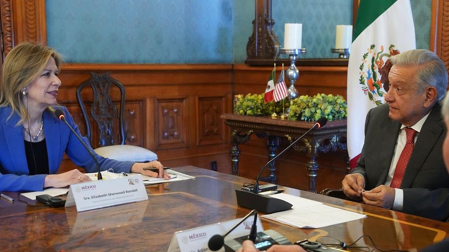 EE.UU. asegura a México que mantendrá el funcionamiento del Título 42