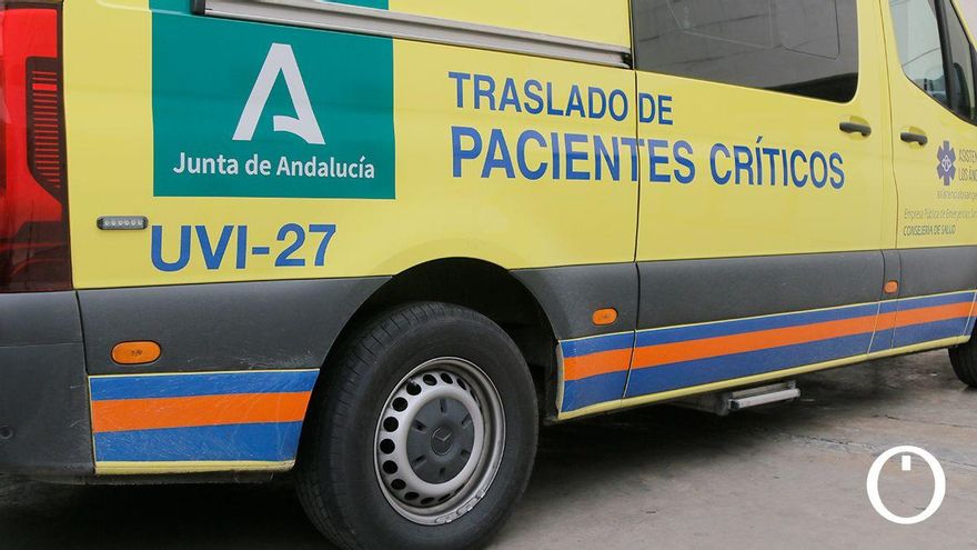 Una ambulancia, en el Reina Sofía