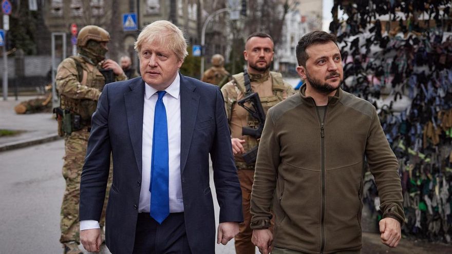 Boris Johson y Volodímir Zelenski durante la visita del primero a Kiev el pasado mayo.