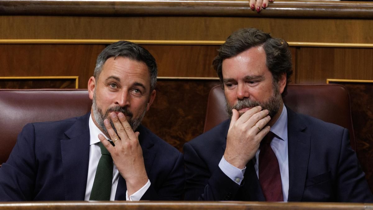 Abascal y Espinosa de los Monteros en la época en la que el segundo era el portavoz parlamentario de Vox