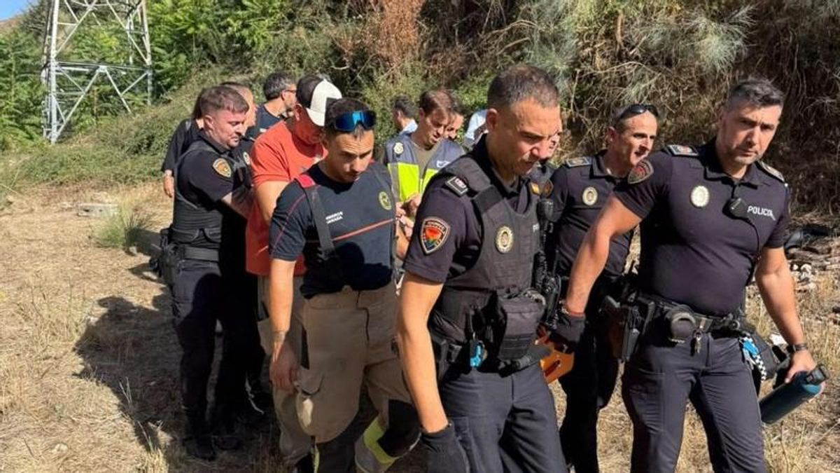 Hallan con vida en un barranco de Granada al vecino de 92 años desparecido desde el viernes