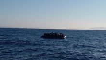 A disposición judicial 62 inmigrantes para poder trasladarlos a Madrid por el "colapso" de CIES de Cádiz