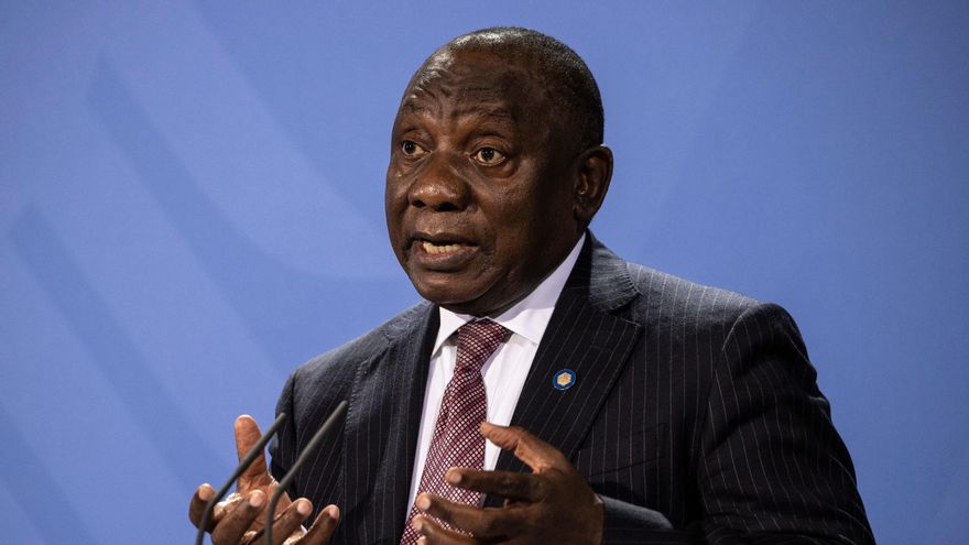 El presidente de Sudáfrica Cyril Ramaphosa, en una imagen de archivo. EFE/EPA/MAJA HITIJ