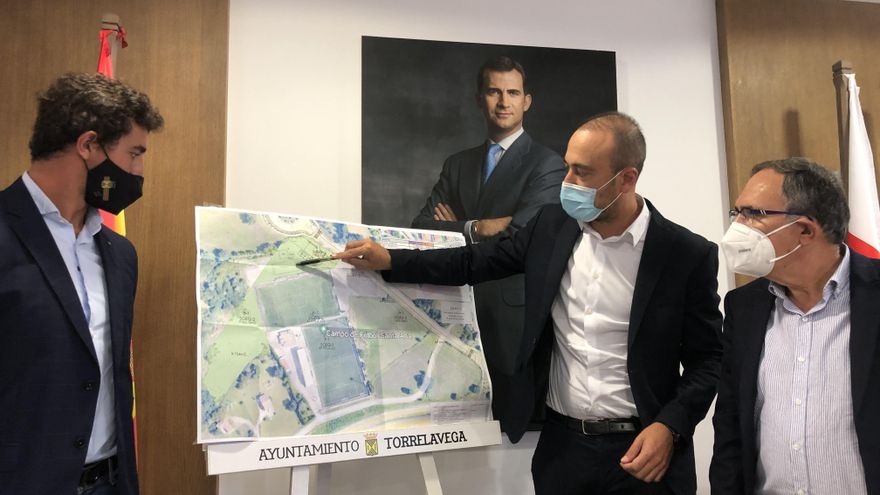 Presentación del proyecto de la piscina de verano